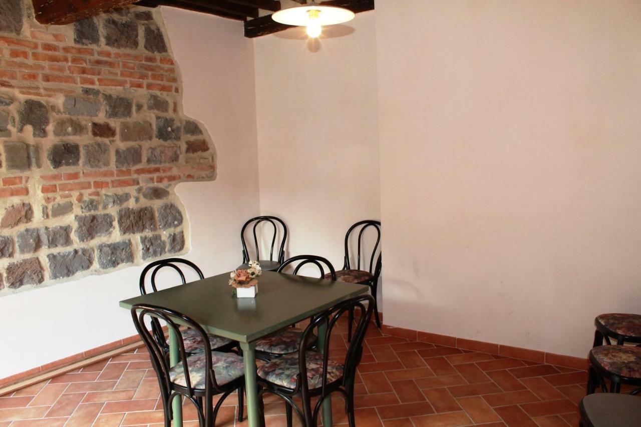 La Casa Del Calzolaio Hotel Radicofani Luaran gambar